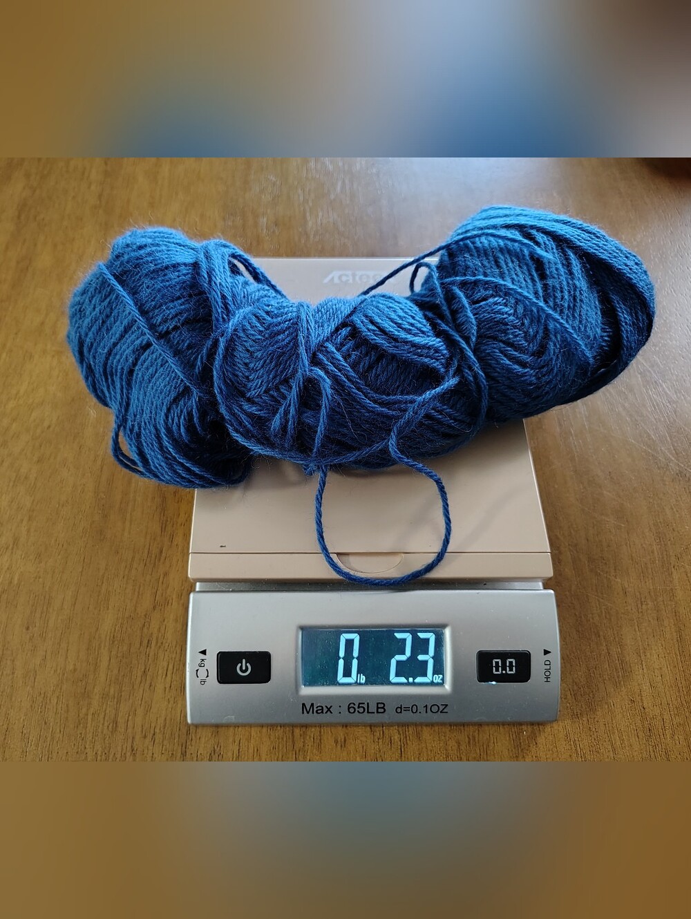 Large Yarn Bundle - Picture 7 of 14